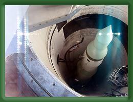 A Minuteman Missile (4) * 2880 x 2160 * (2.42MB)